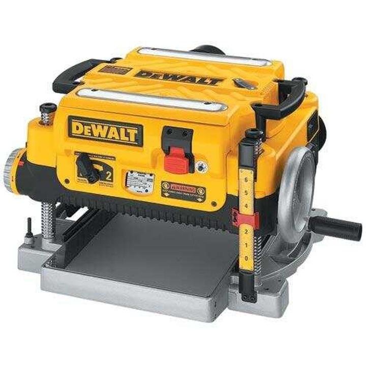 DeWALT DW735 13∩∩ Three Knife Two-Speed Thickness Planer