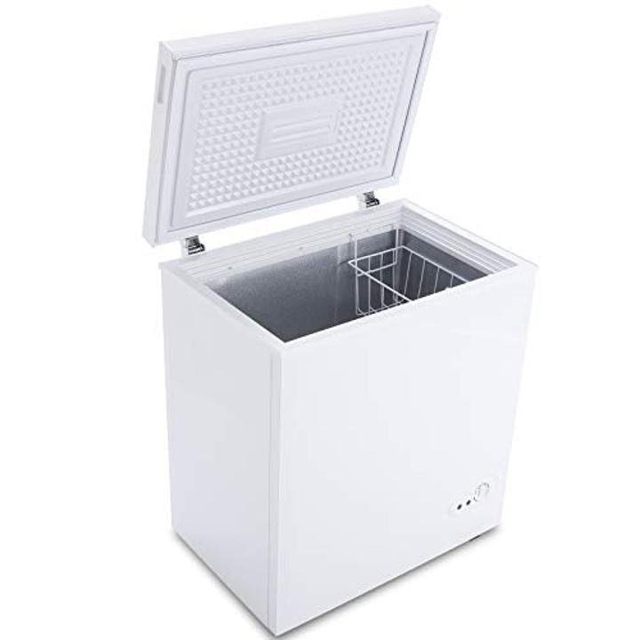Chest Freezer,5.3 Cu.Ft Large Capacity Chest Freezer,Low Noise & Energy Saving with Removable Basket & Adjustable Thermostat for Home, Shop, Kitchen, Department, Bar. (White)